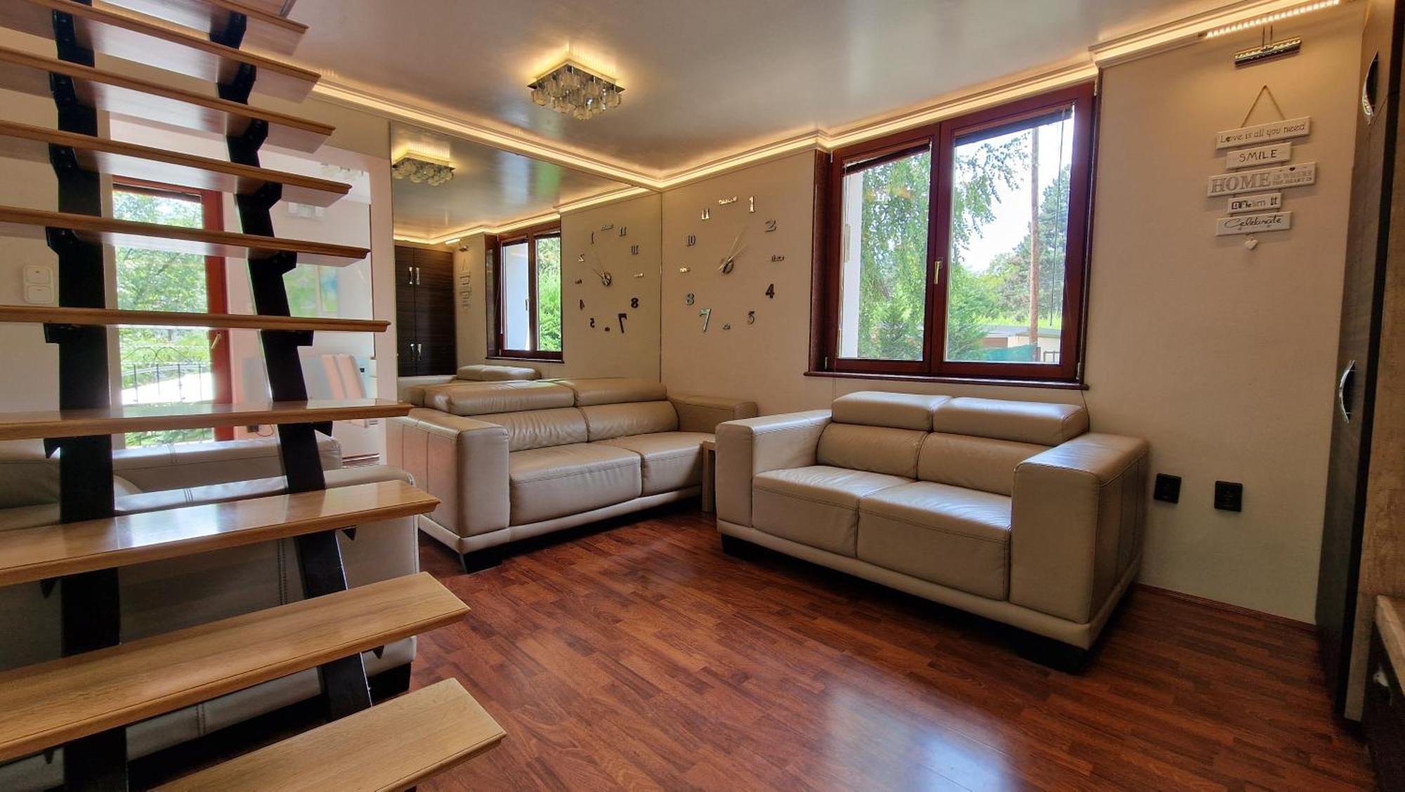 Villa Pilis Hills View Deluxe House With Pool & Ac Near Bp Pilisszentivan Exterior foto